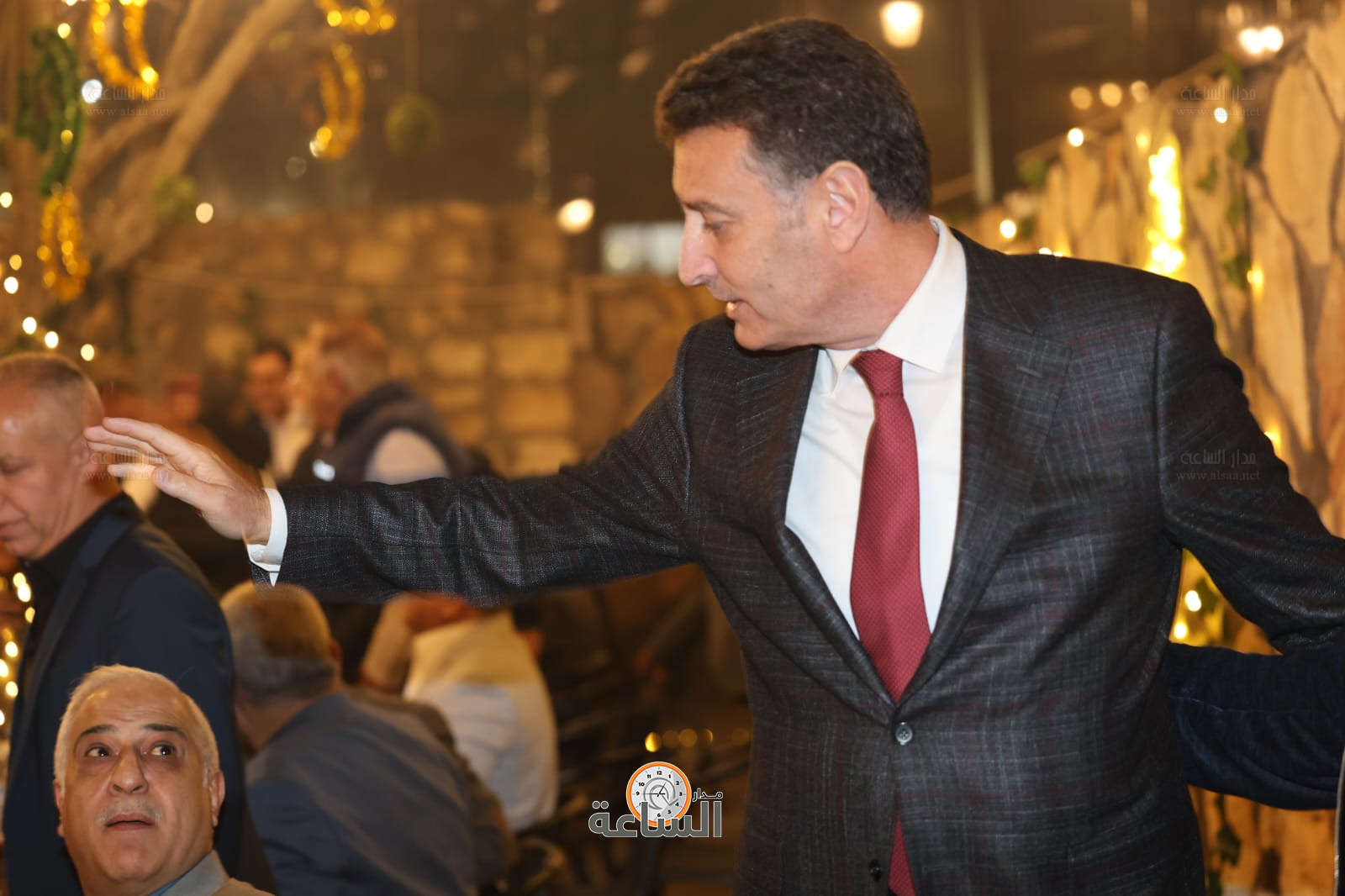 Madar Al-Saa Images 0.41339880117182526