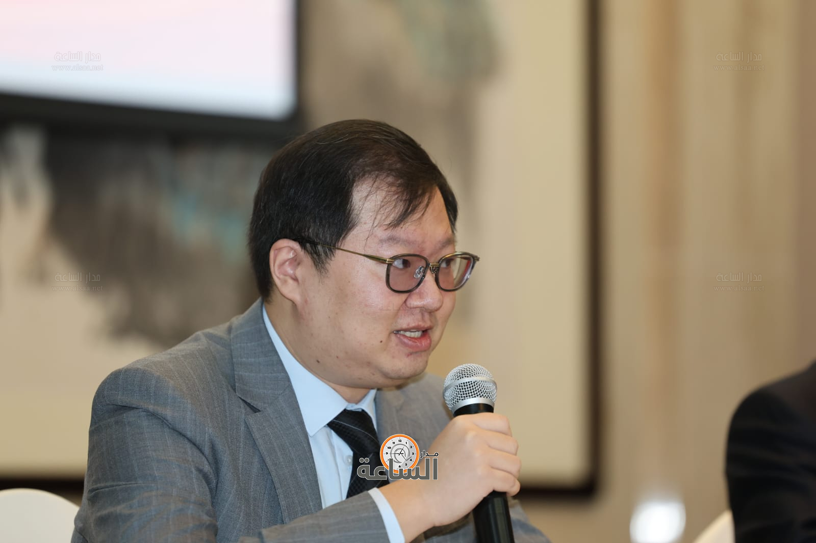 Madar Al-Saa Images 0.7531568418047718