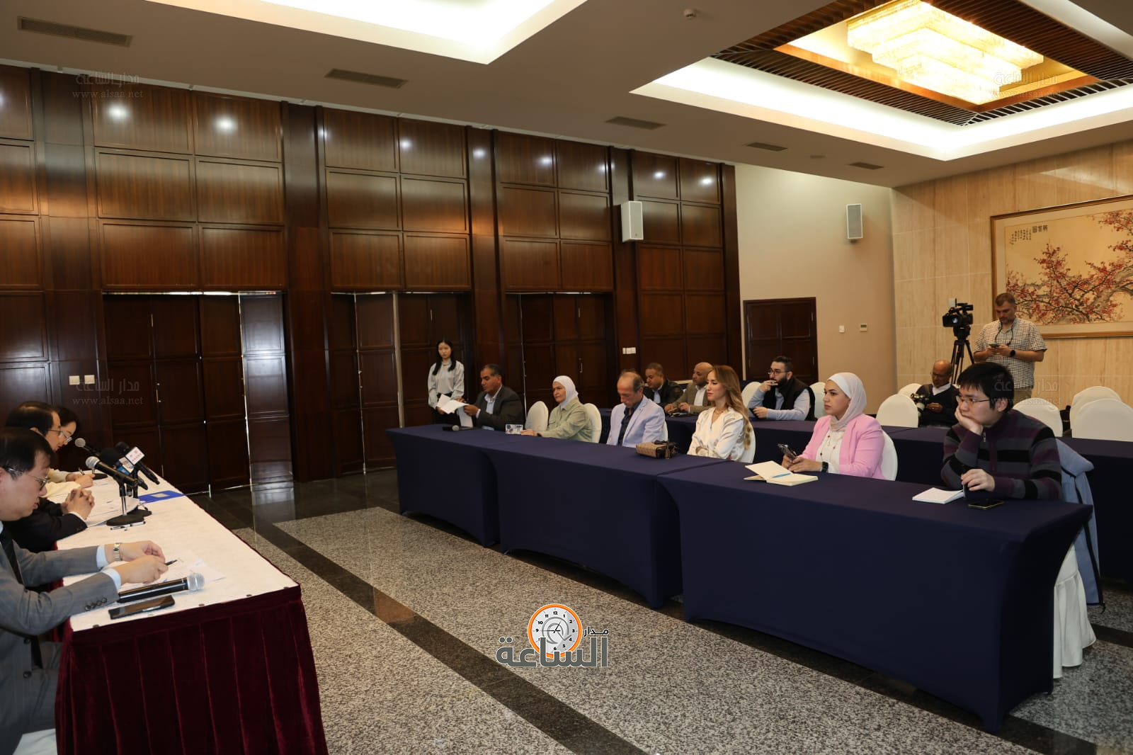 Madar Al-Saa Images 0.3314188333517045