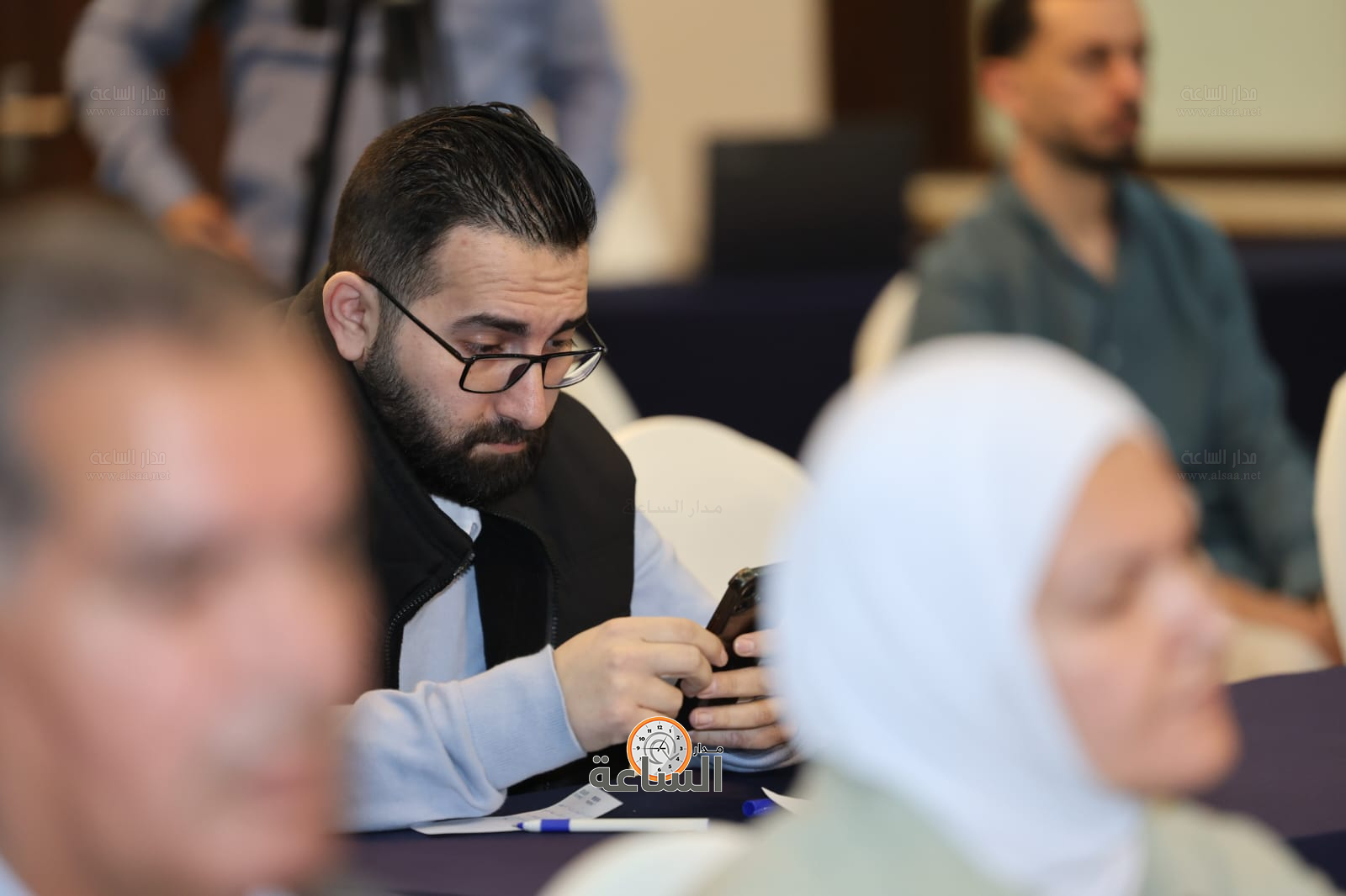 Madar Al-Saa Images 0.40852157817305734