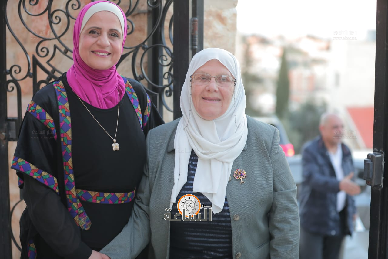 Madar Al-Saa Images 0.3263219802918995