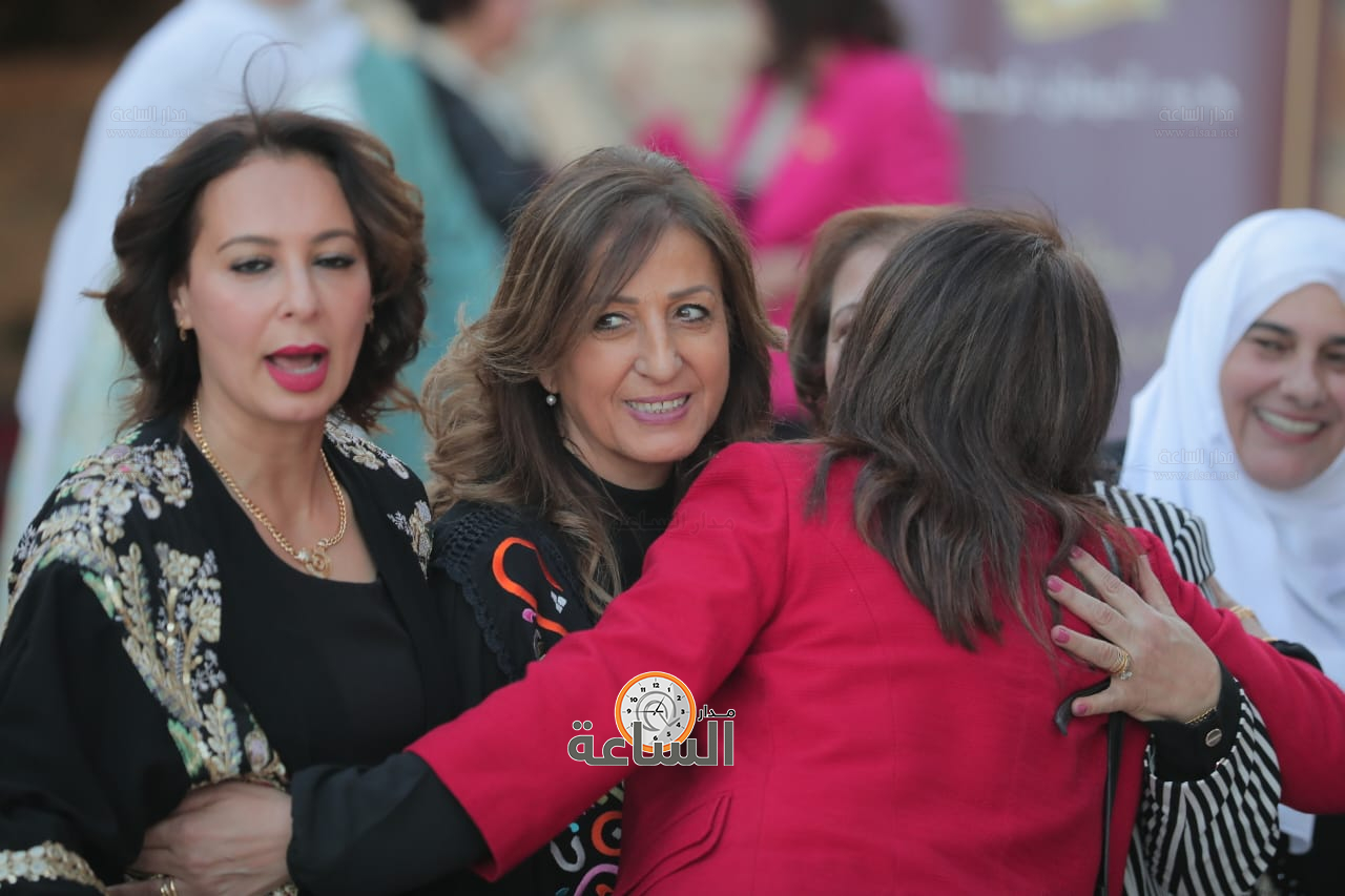 Madar Al-Saa Images 0.8302018907647737