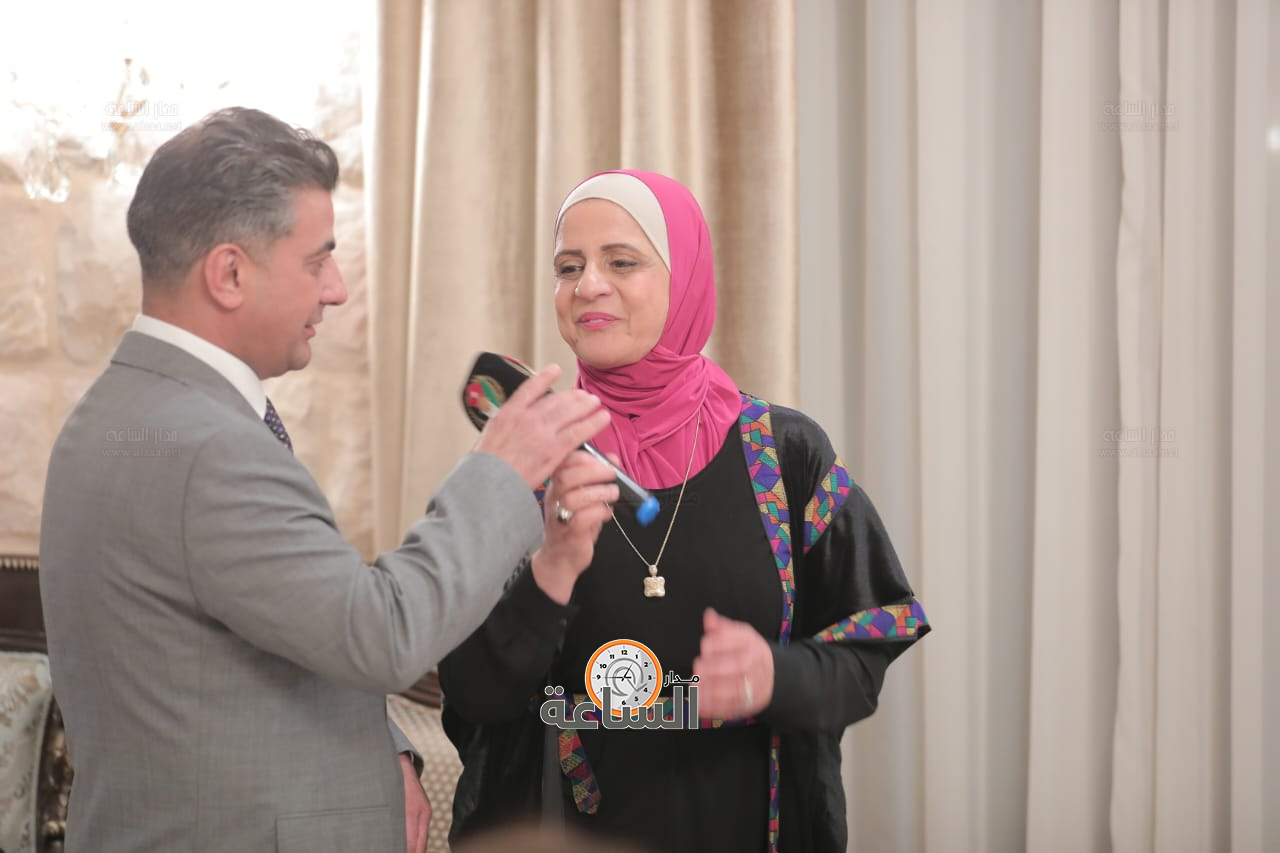 Madar Al-Saa Images 0.7479973605513626