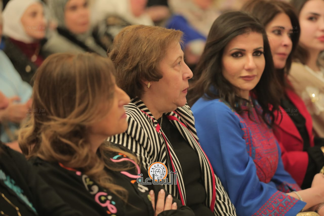 Madar Al-Saa Images 0.4307638525784294