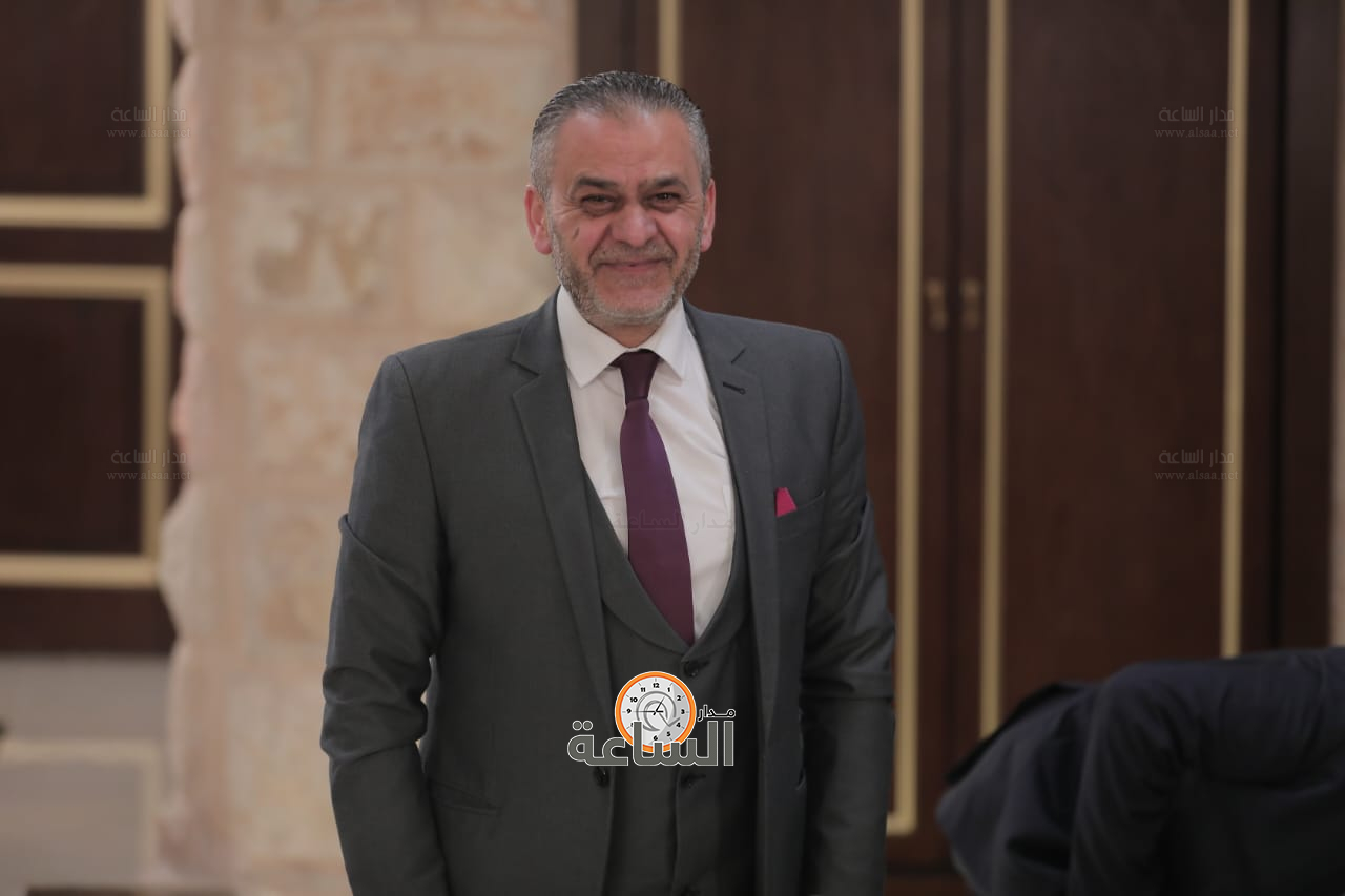 Madar Al-Saa Images 0.7417596856524737