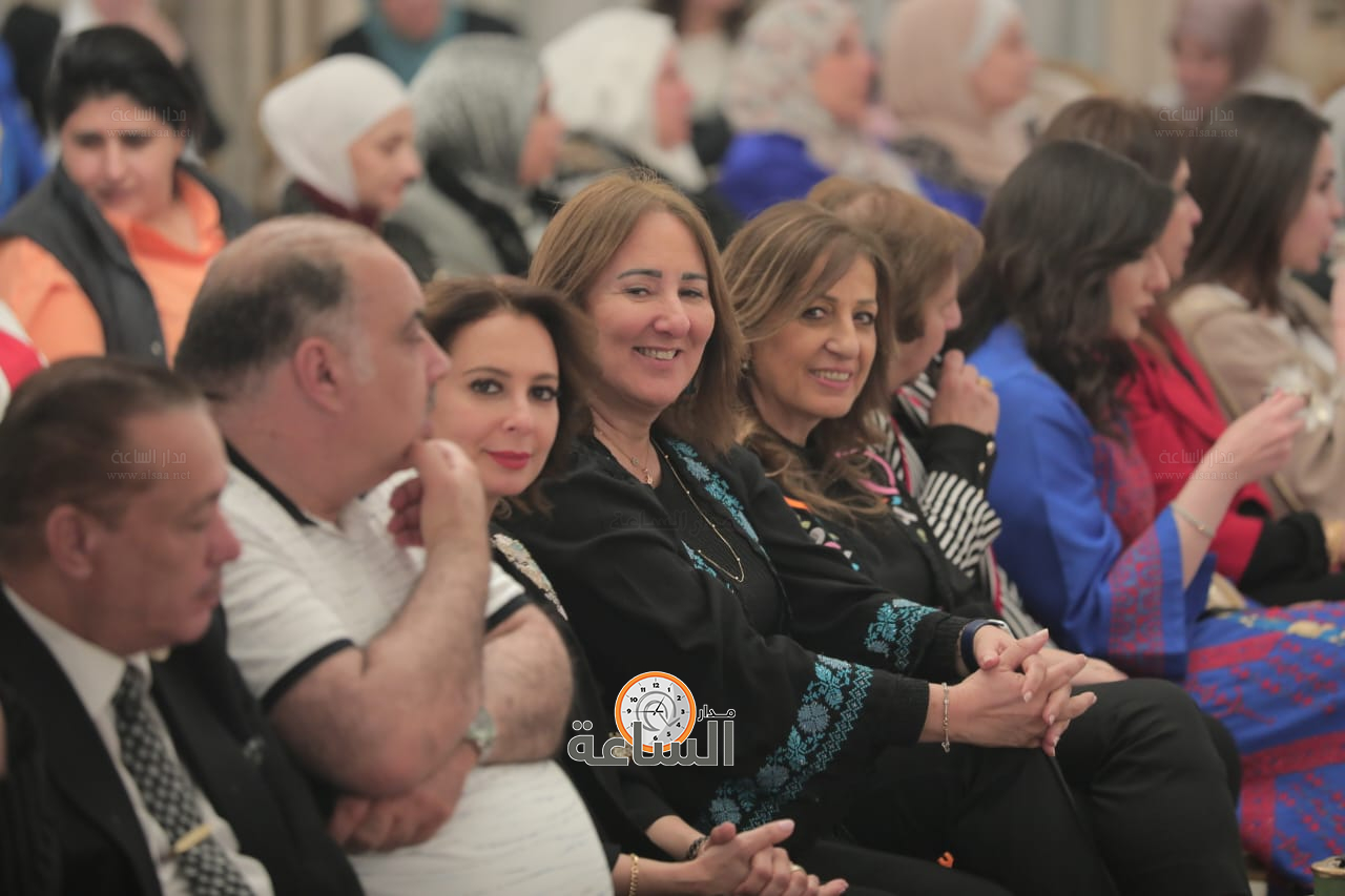 Madar Al-Saa Images 0.8215658815882234