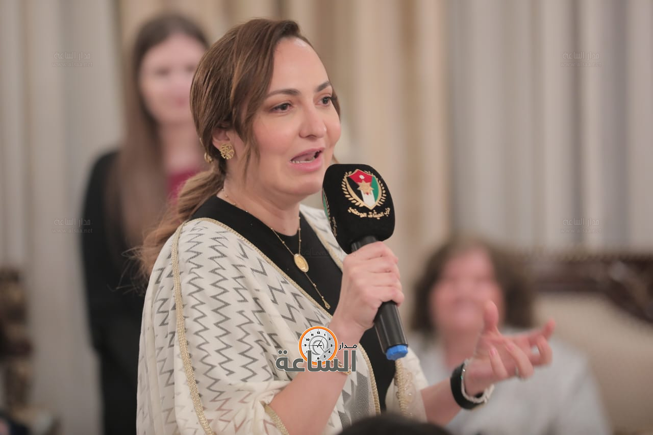 Madar Al-Saa Images 0.49062283320158784