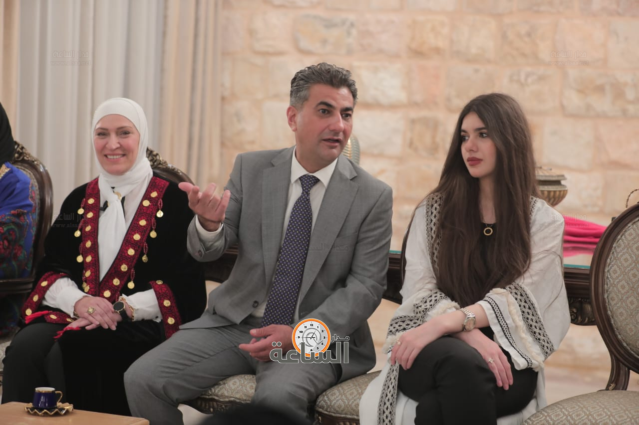 Madar Al-Saa Images 0.5049180230007504