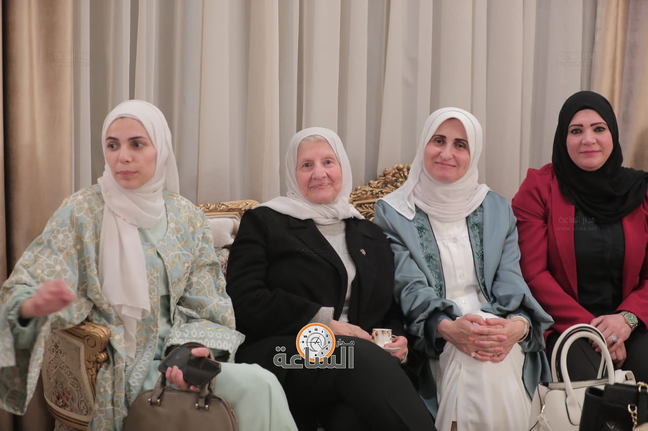 Madar Al-Saa Images 0.24860664448071312