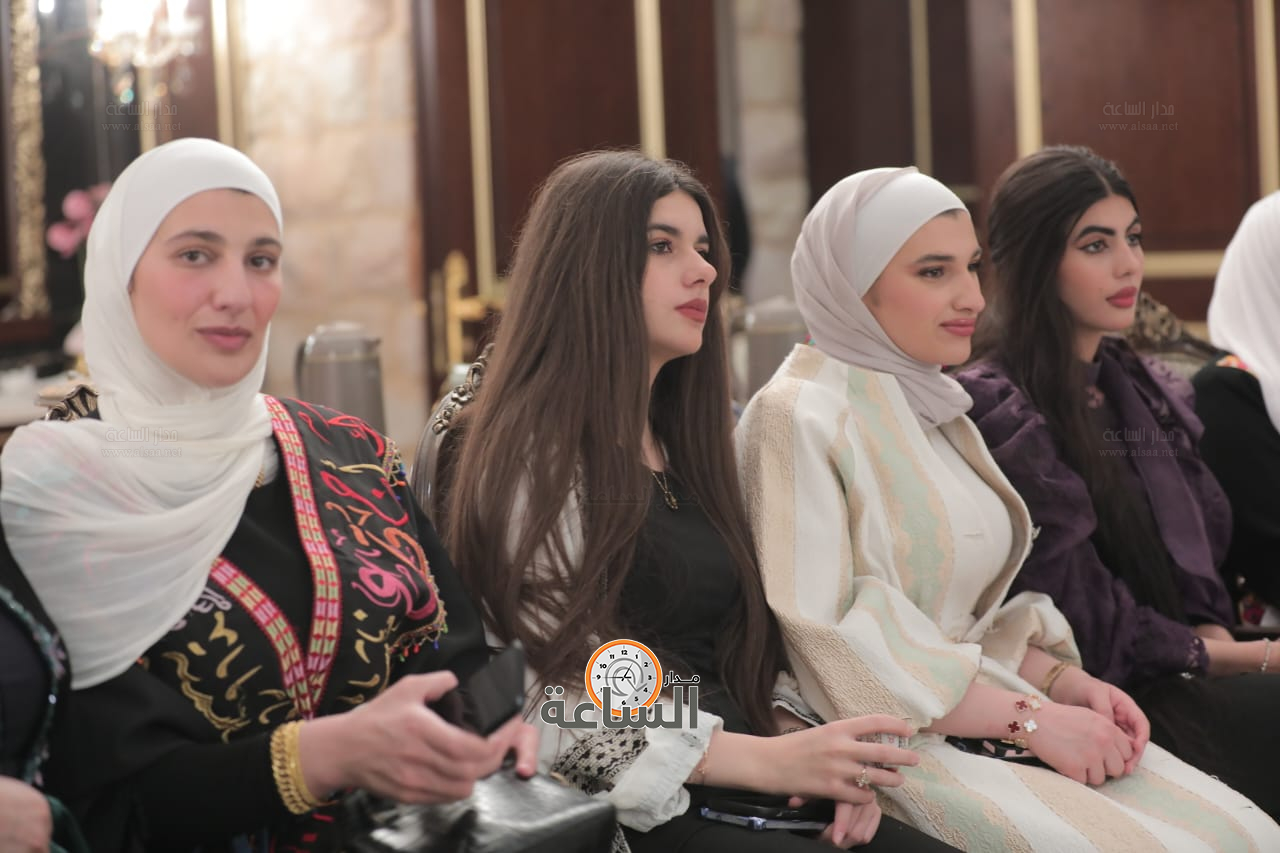 Madar Al-Saa Images 0.42184940727339915