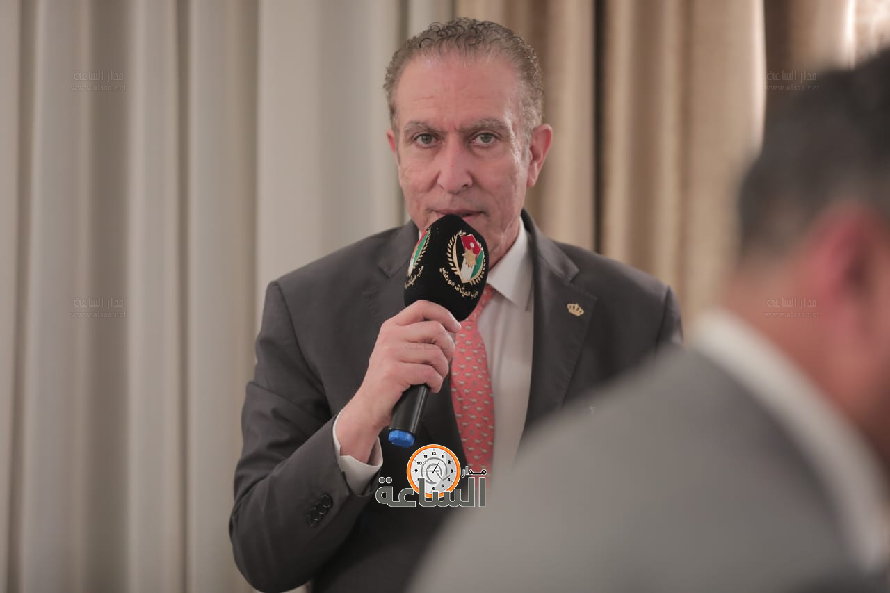 Madar Al-Saa Images 0.9373623789667149