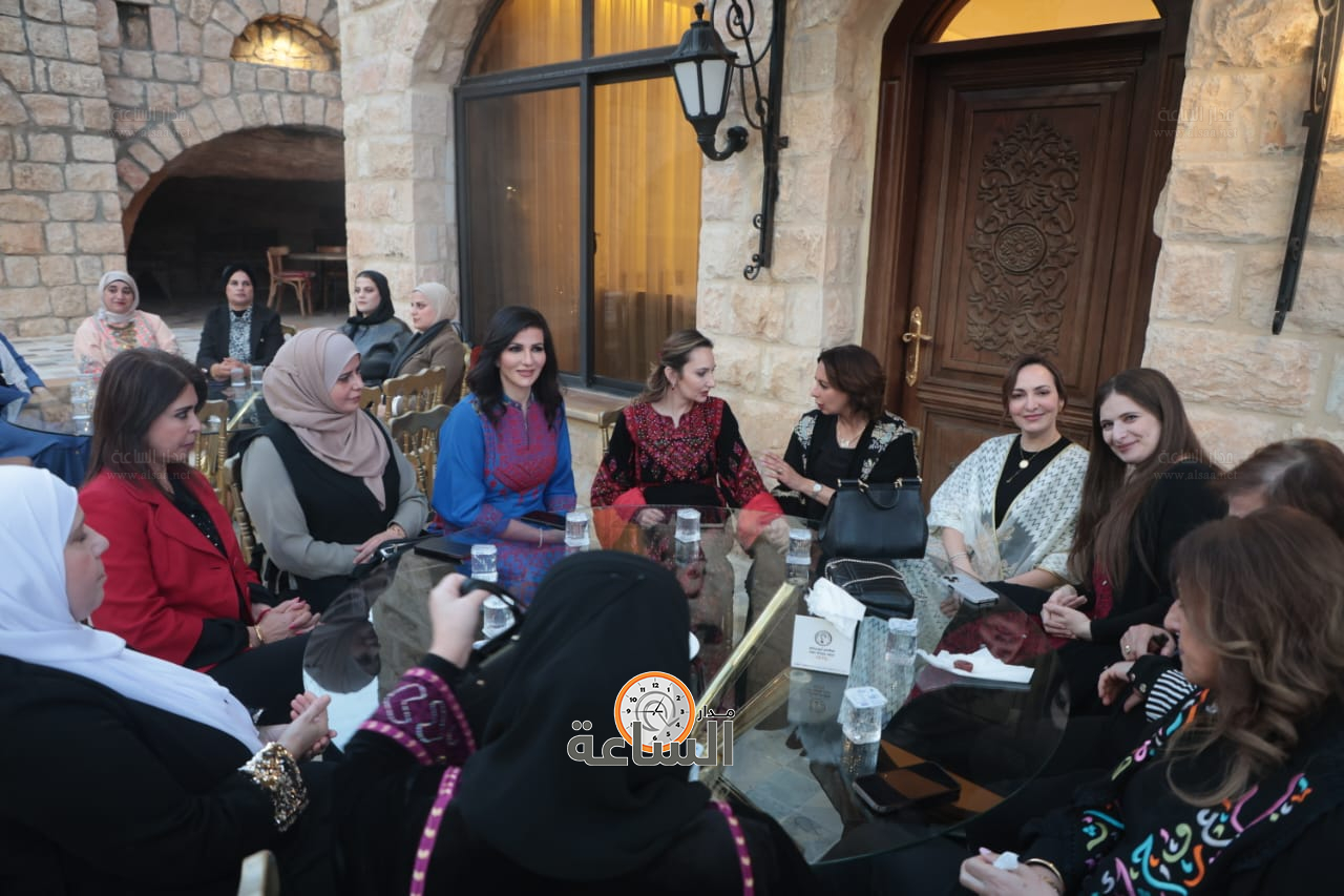 Madar Al-Saa Images 0.9070585612098321