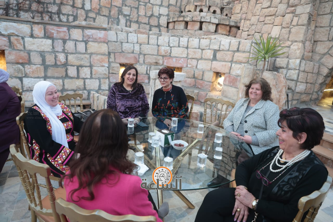 Madar Al-Saa Images 0.3186610641208363