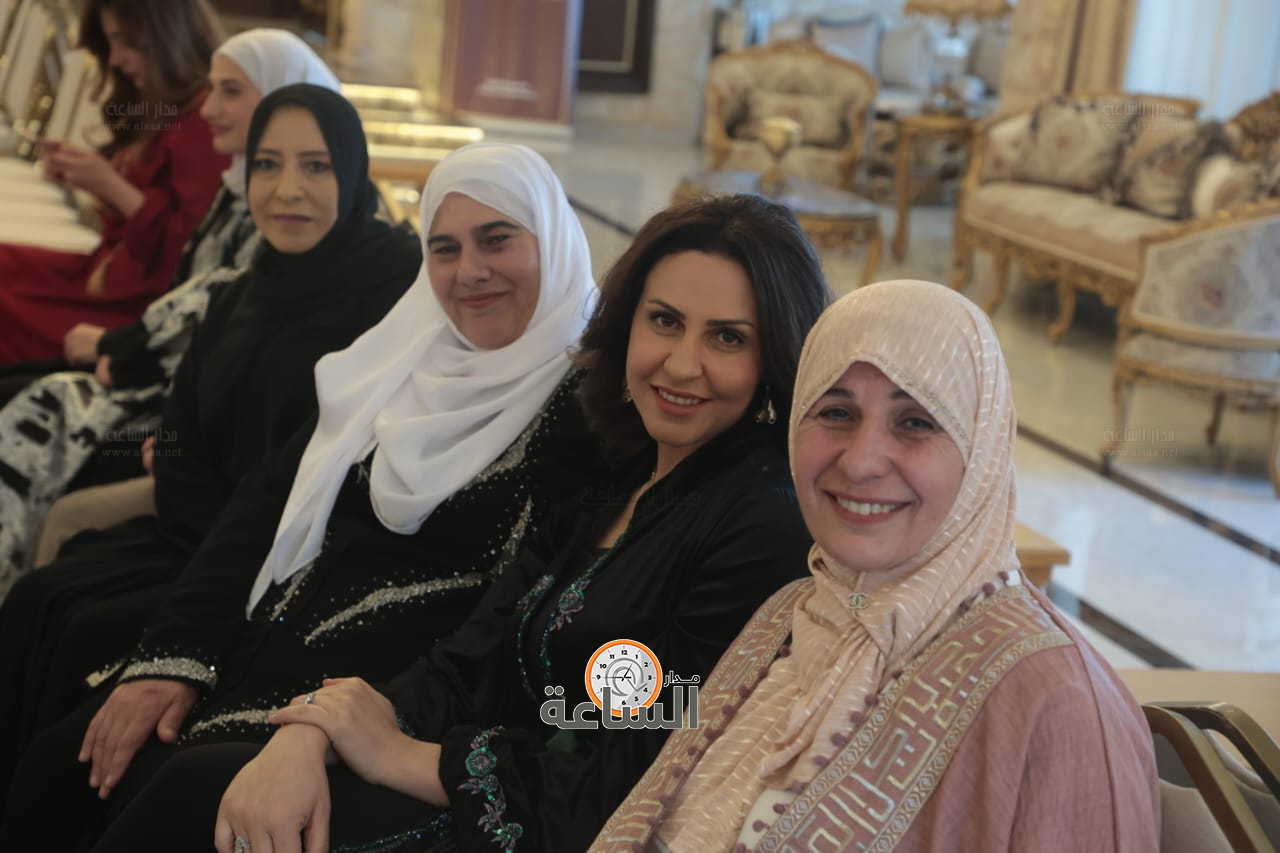 Madar Al-Saa Images 0.797122773826956