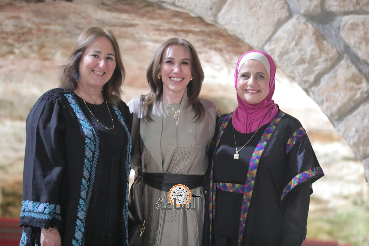 Madar Al-Saa Images 0.6545099155456005