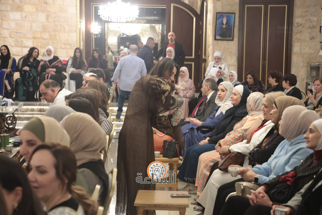 Madar Al-Saa Images 0.4222889509485166