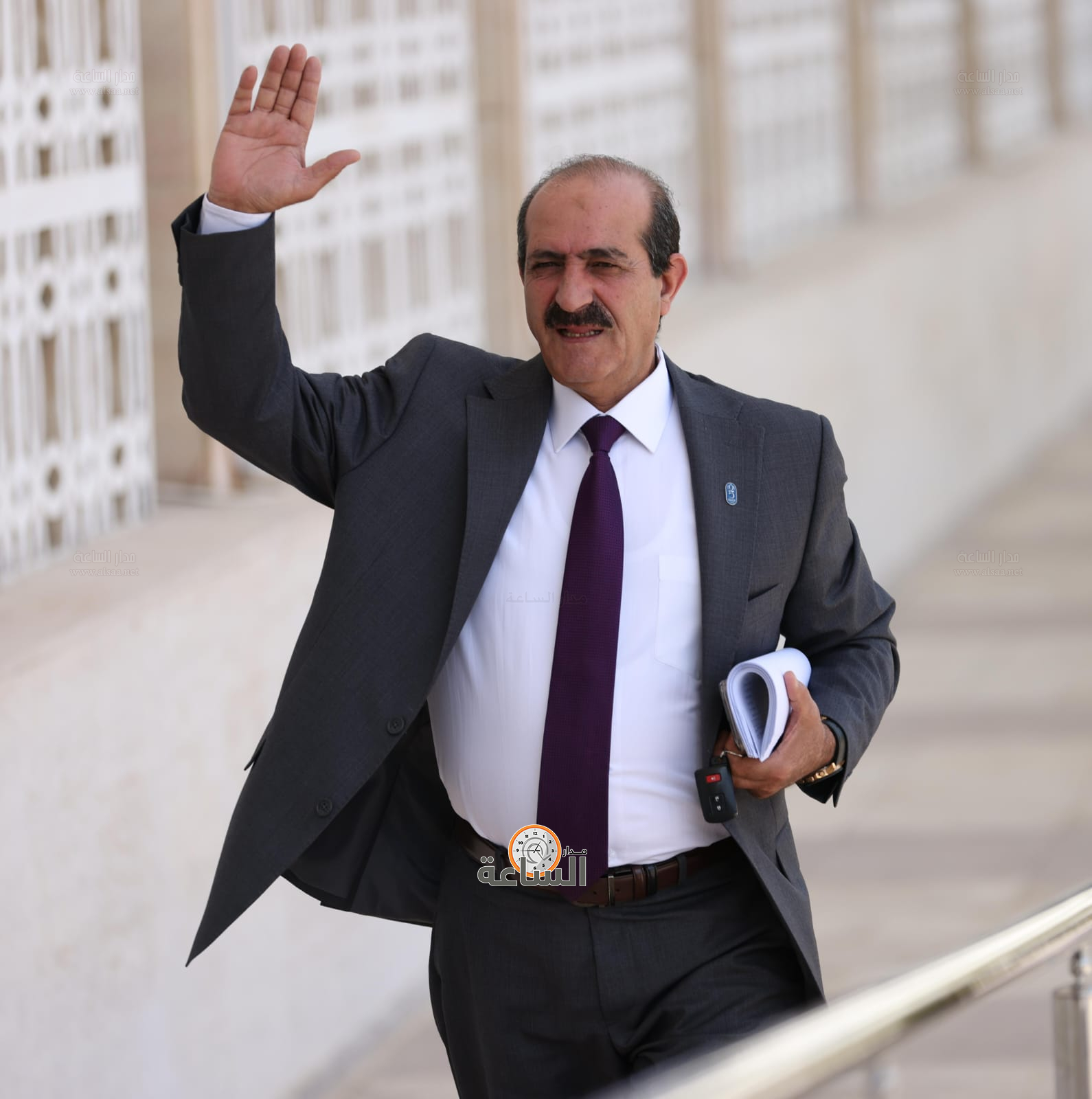 Madar Al-Saa Images 0.14177444677531037