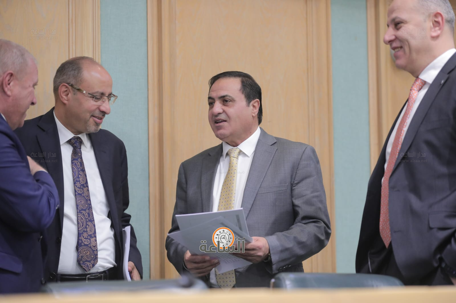 Madar Al-Saa Images 0.9715316083059431