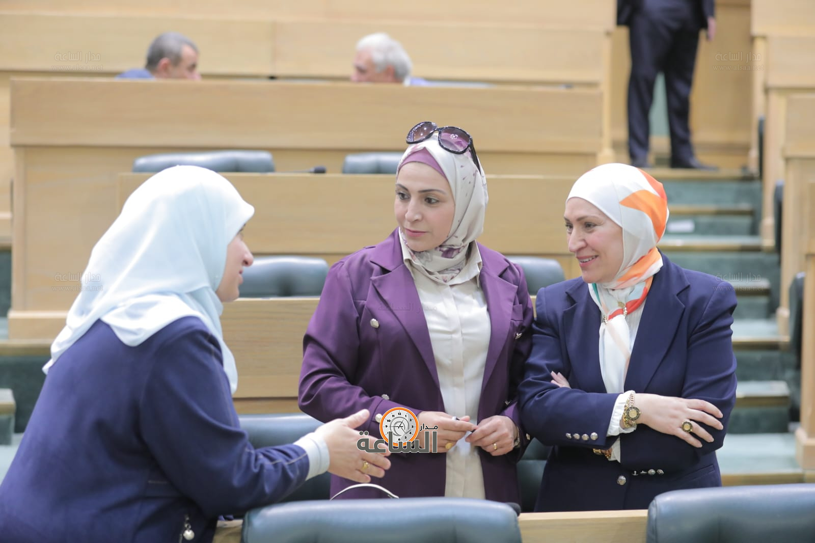 Madar Al-Saa Images 0.6088329635619634