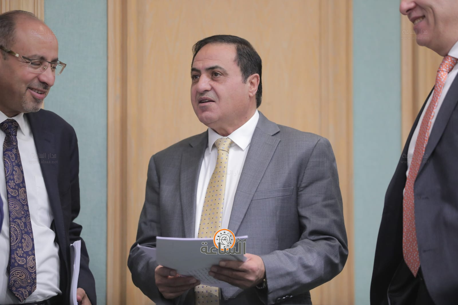 Madar Al-Saa Images 0.17005949393308217