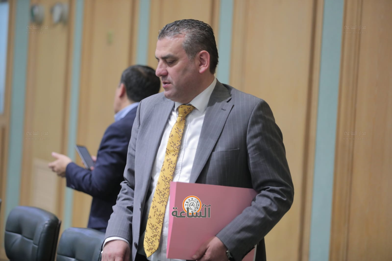 Madar Al-Saa Images 0.45139658055997645