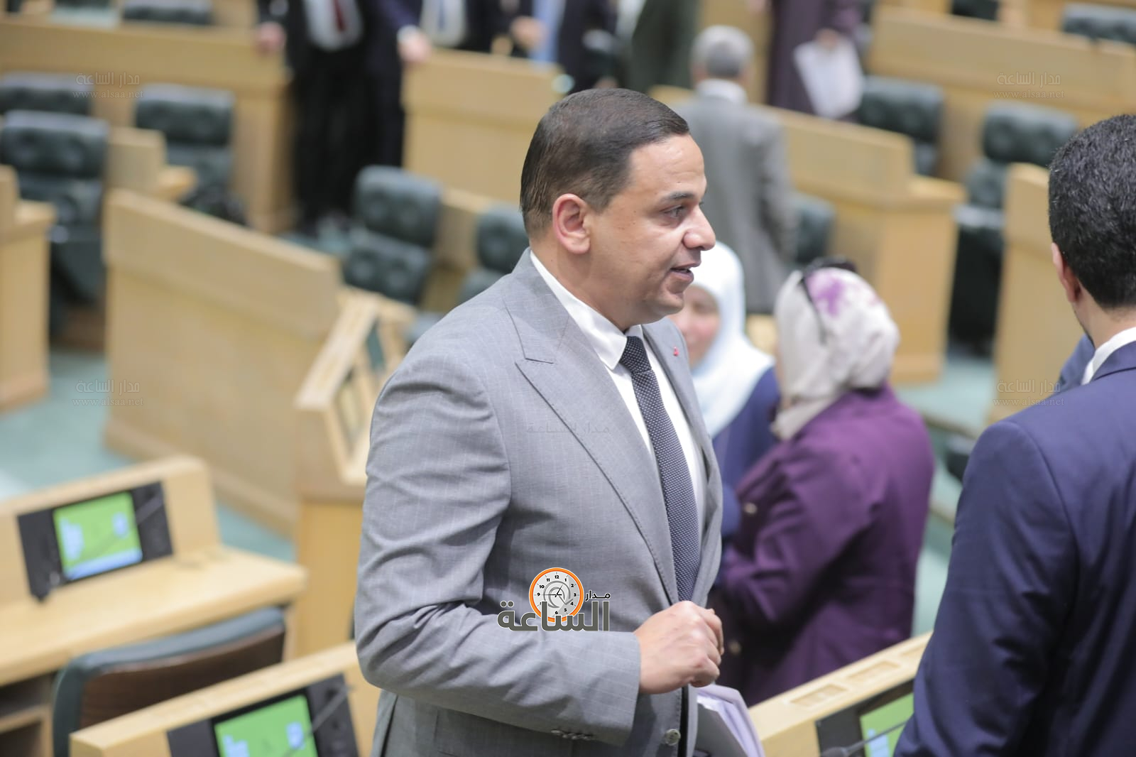 Madar Al-Saa Images 0.4112825888277063