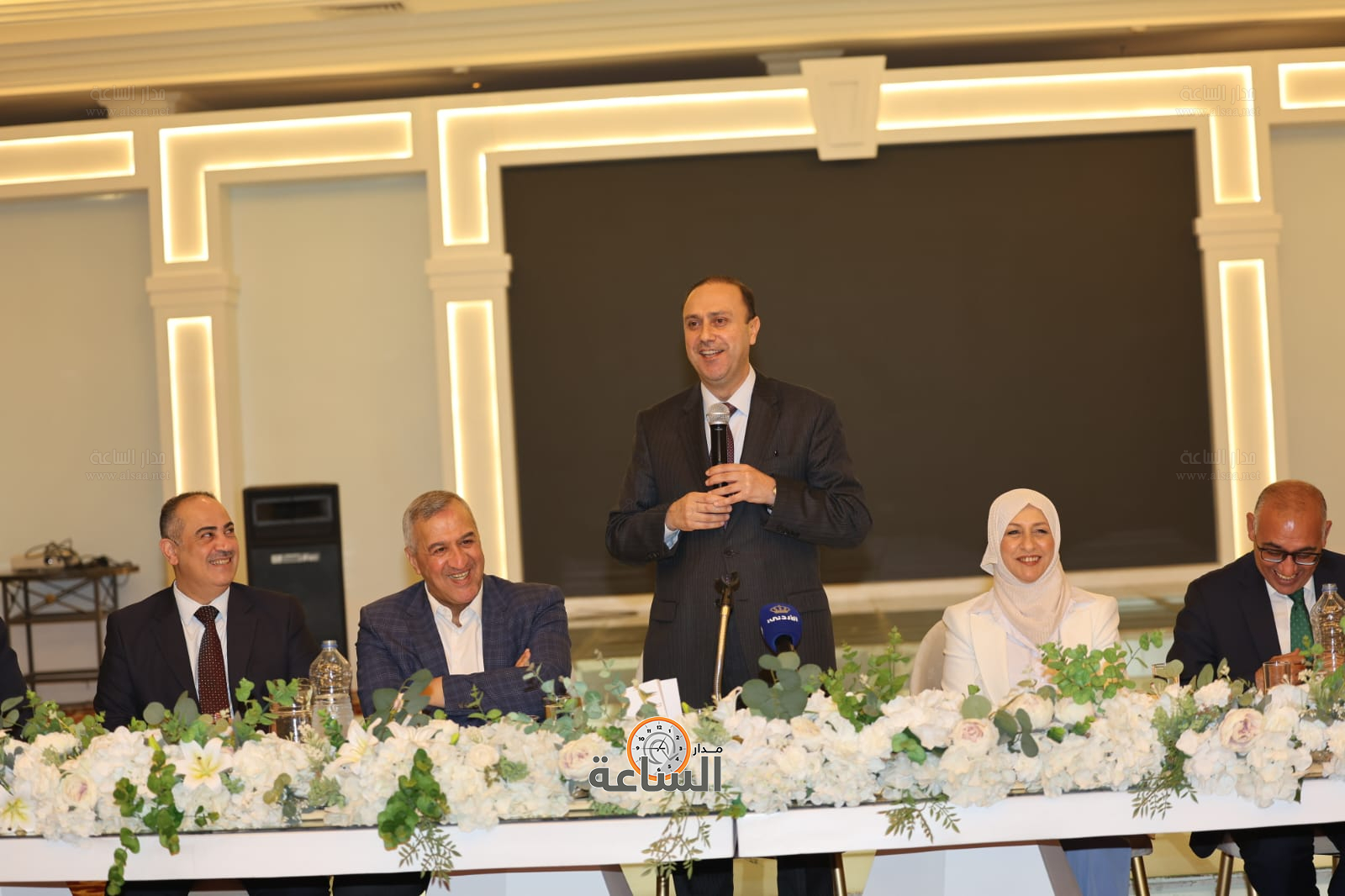 Madar Al-Saa Images 0.7221185530012666