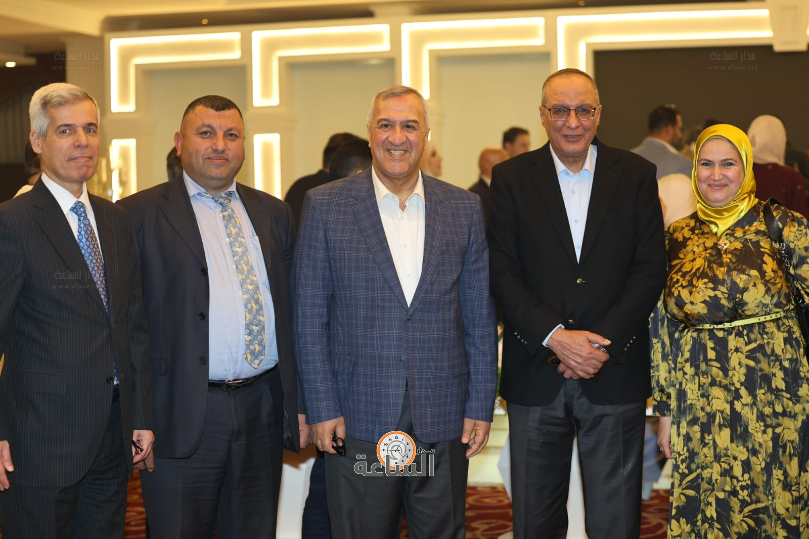 Madar Al-Saa Images 0.8820125158587524