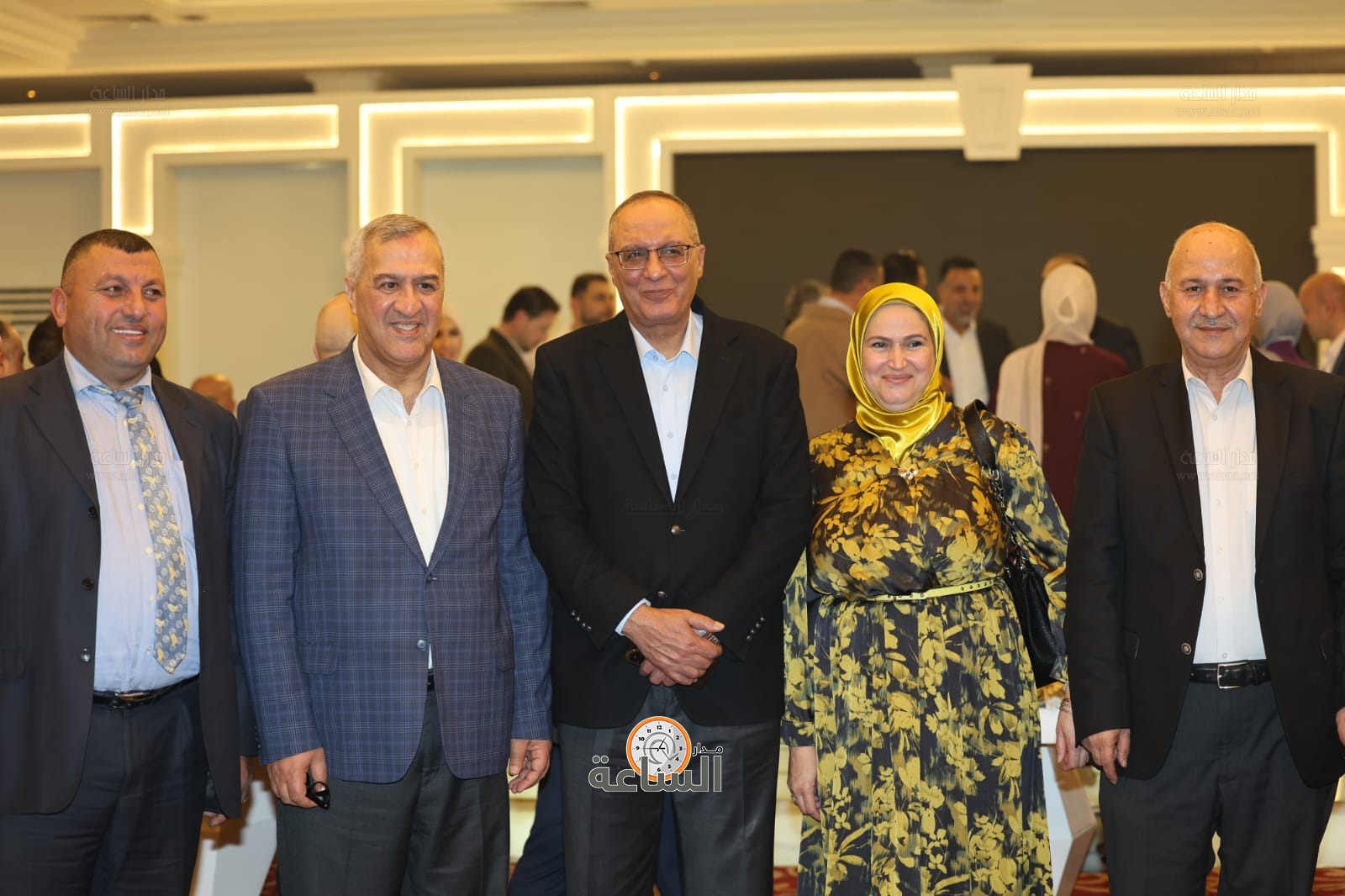 Madar Al-Saa Images 0.009837057550155404