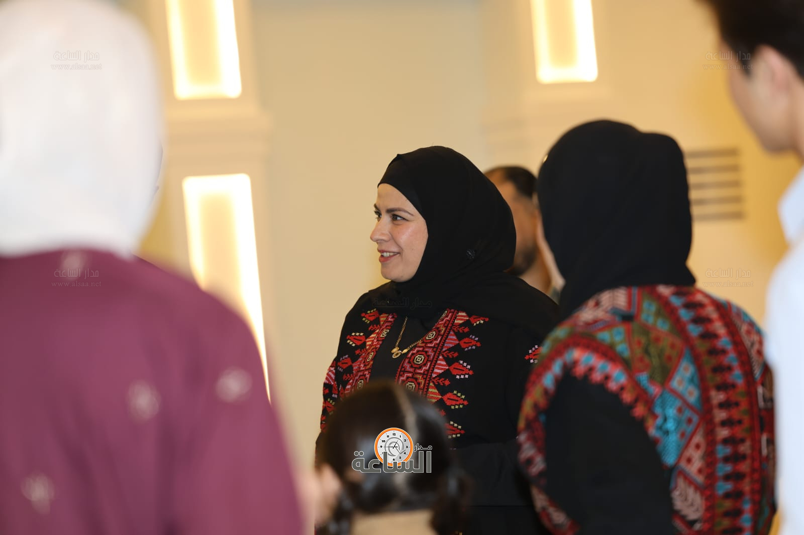 Madar Al-Saa Images 0.7207340694145181