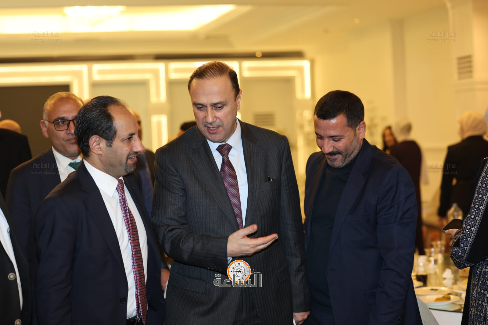 Madar Al-Saa Images 0.44725813653916013