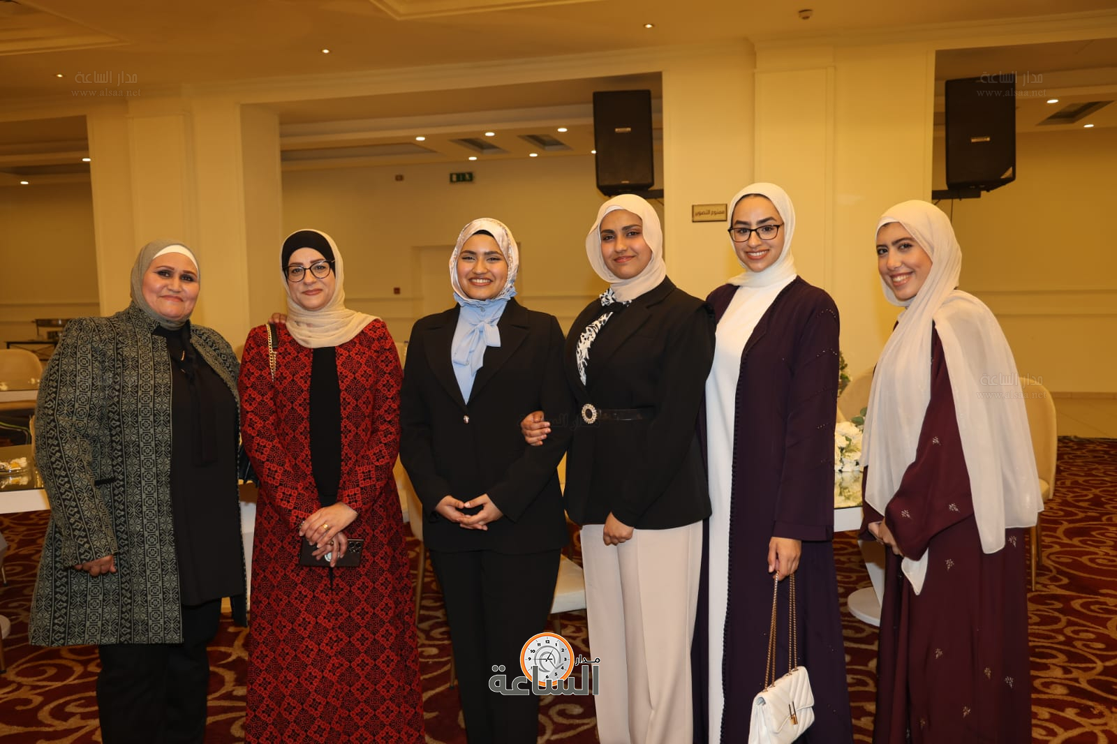 Madar Al-Saa Images 0.1381296620108965