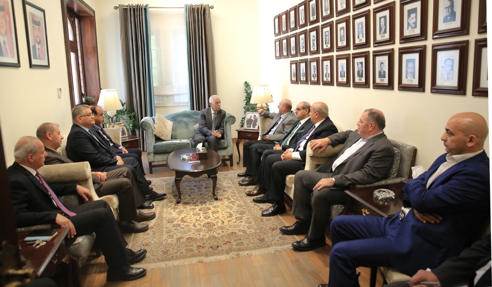 Madar Al-Saa Images 0.7046264553206916