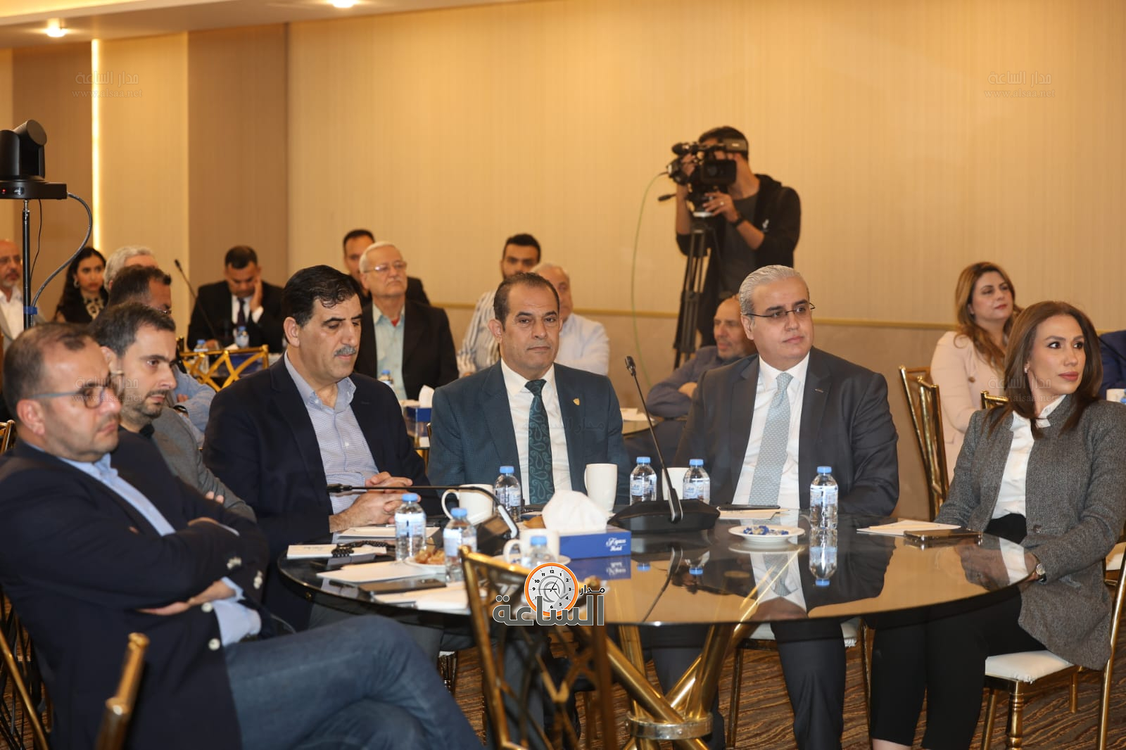 Madar Al-Saa Images 0.8758776475606369