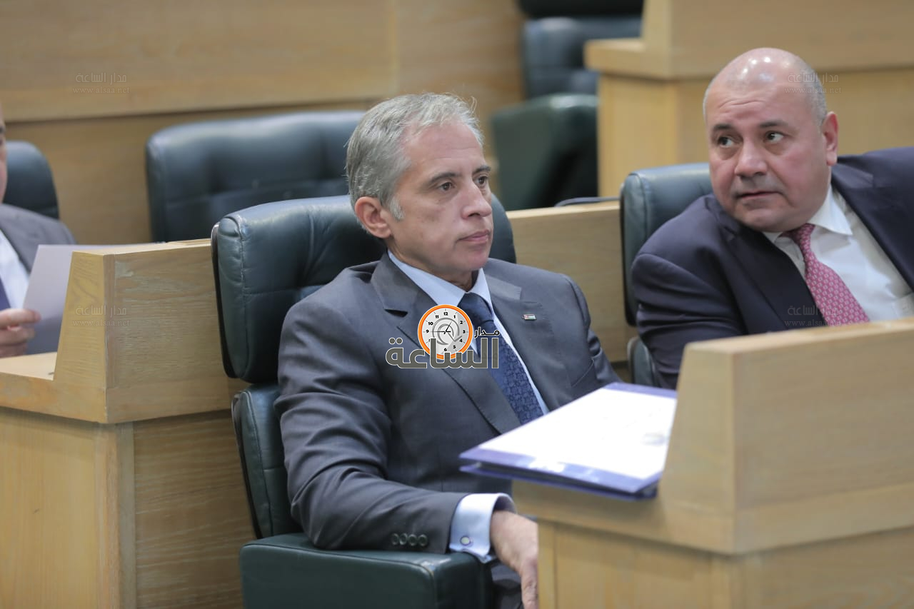 Madar Al-Saa Images 0.4359627892514468