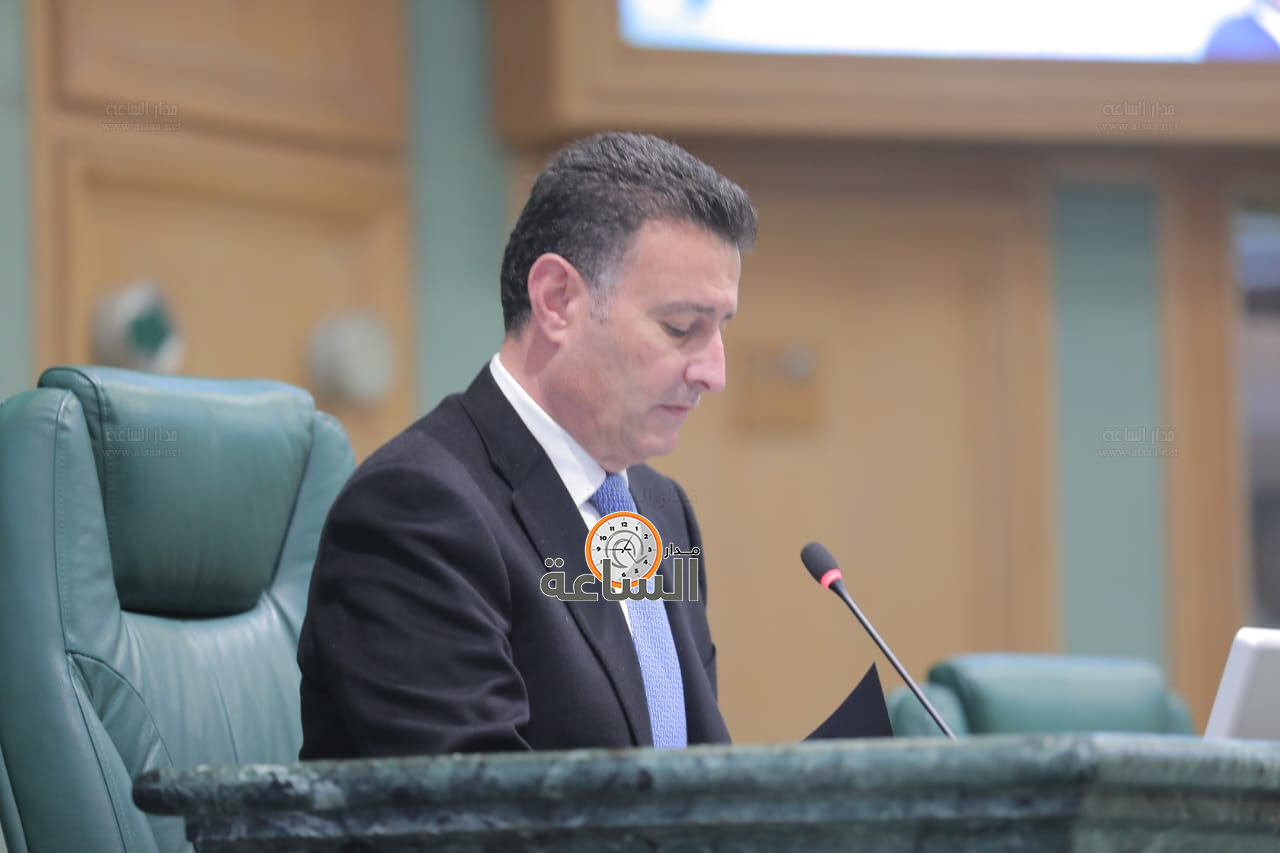 Madar Al-Saa Images 0.9807610710351375