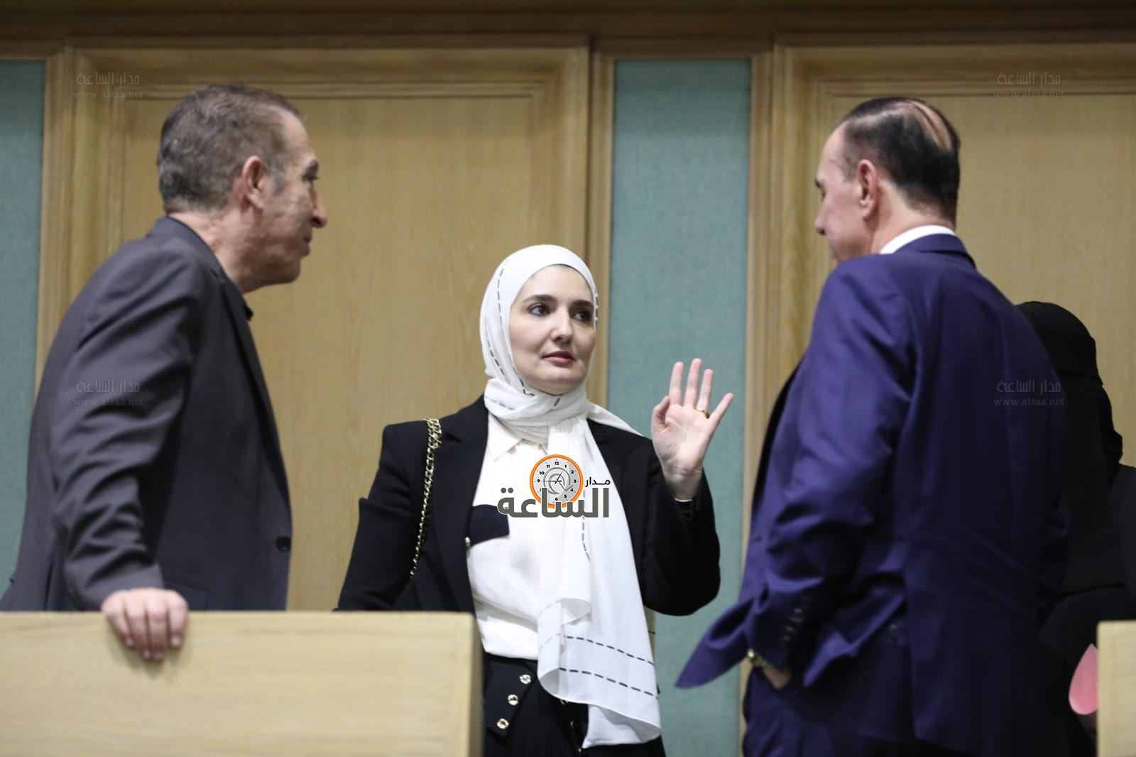 Madar Al-Saa Images 0.5594285405624004