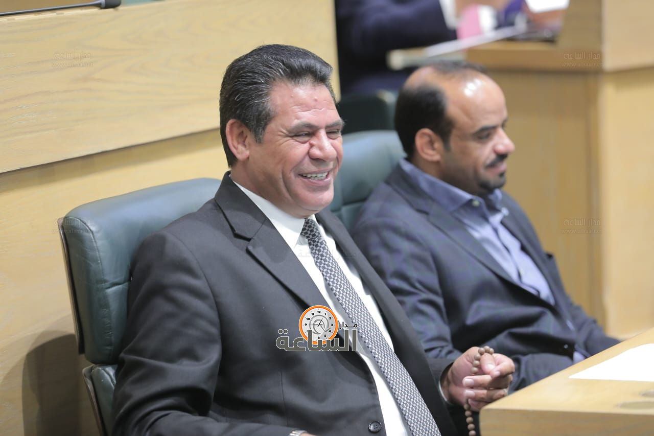 Madar Al-Saa Images 0.7656593948669213