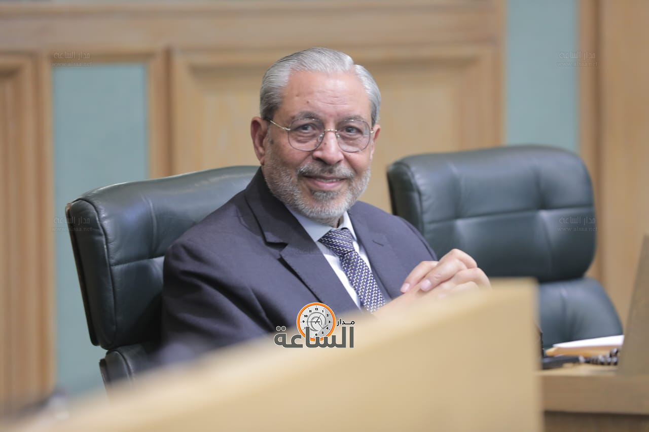 Madar Al-Saa Images 0.17289757132551653