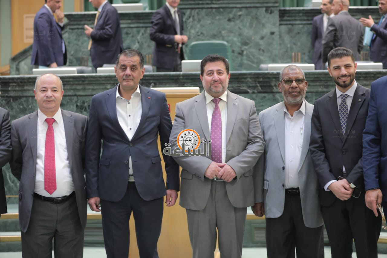 Madar Al-Saa Images 0.7226651189977928