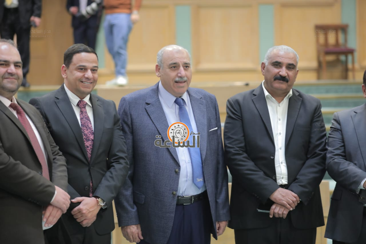 Madar Al-Saa Images 0.3785424168124569