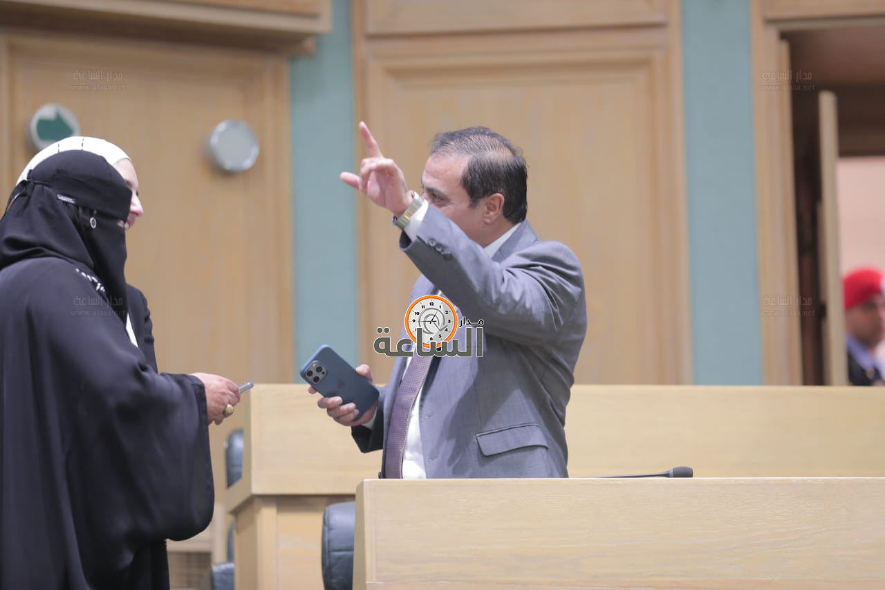 Madar Al-Saa Images 0.40966749462749164