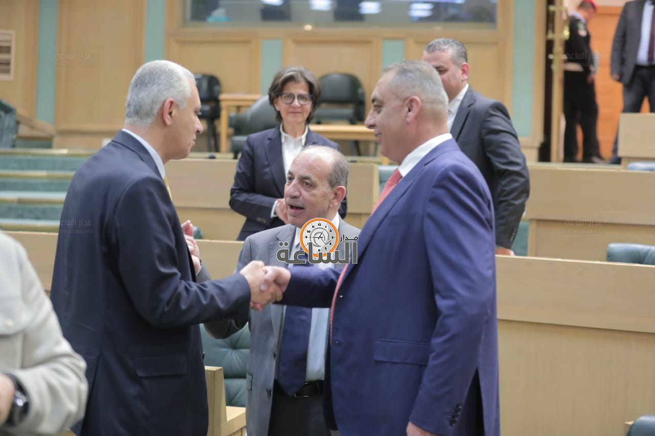 Madar Al-Saa Images 0.26359074861962295