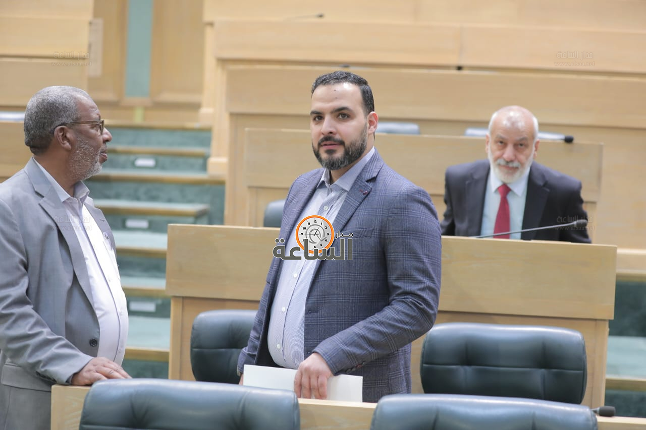 Madar Al-Saa Images 0.18509382844258626