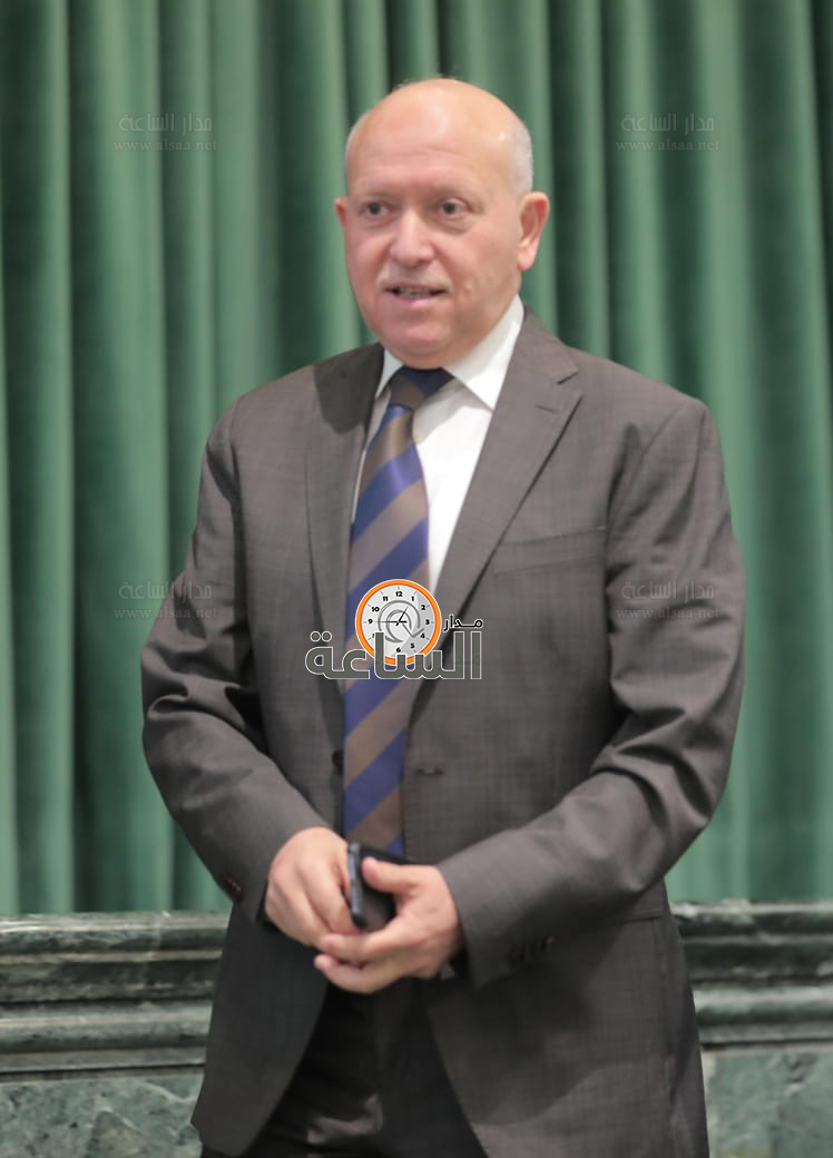 Madar Al-Saa Images 0.7202014608426979