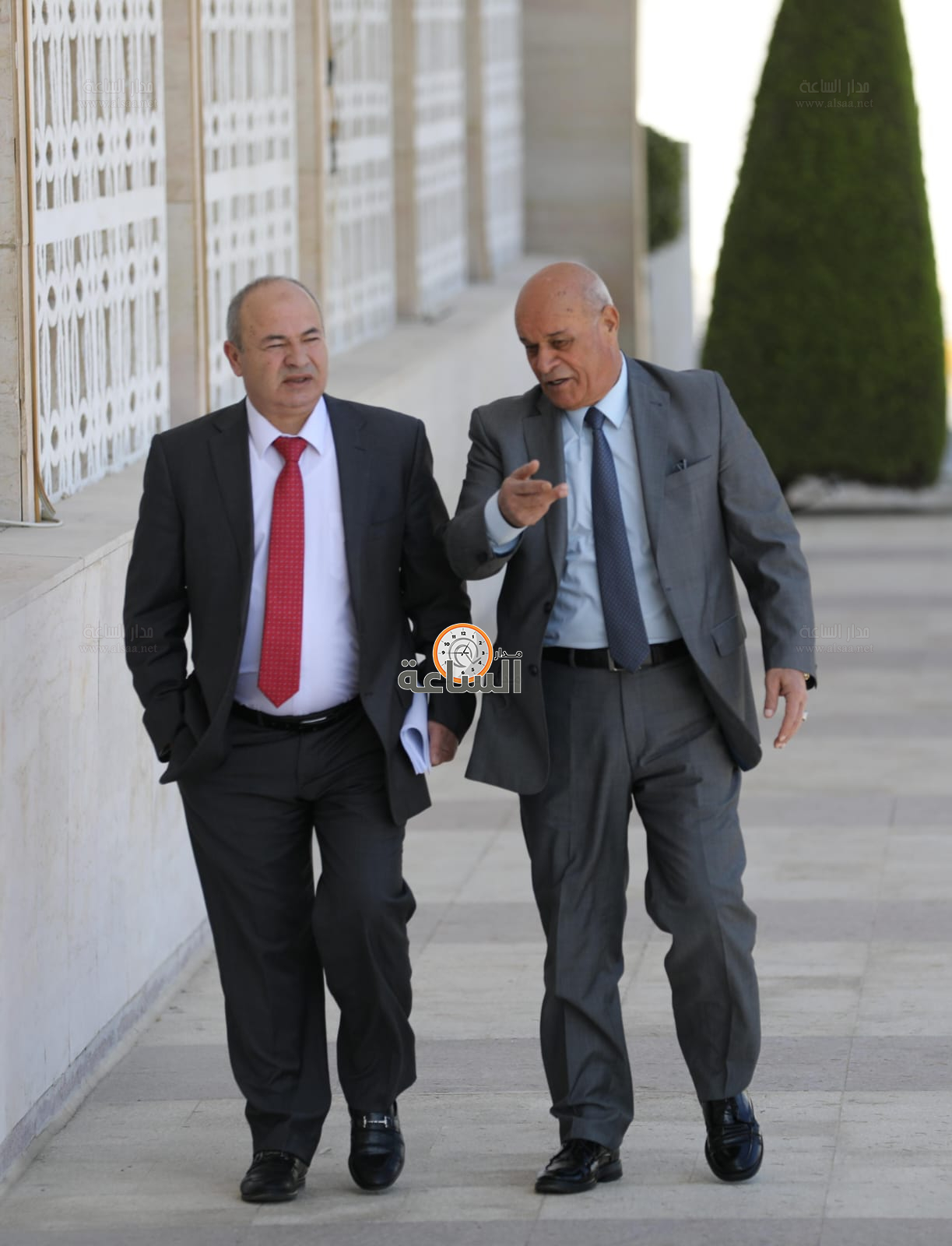 Madar Al-Saa Images 0.678998640723488