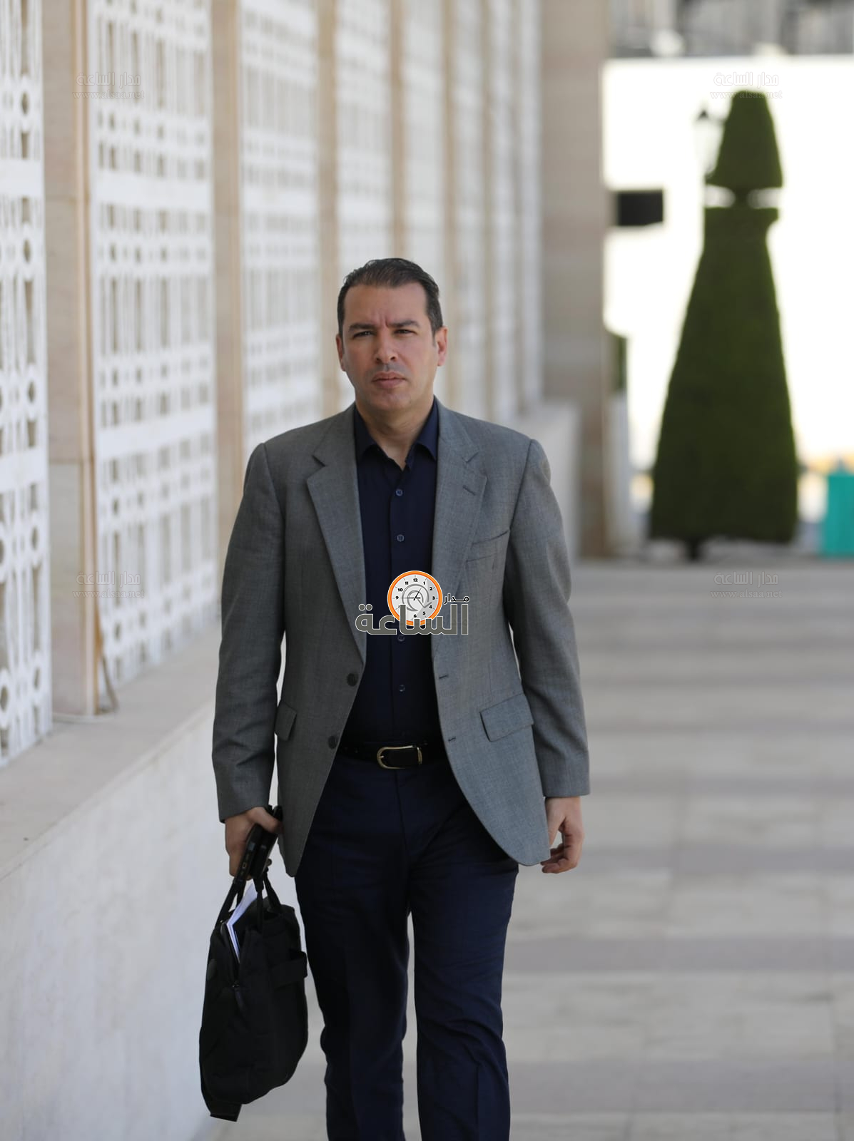 Madar Al-Saa Images 0.3996266351299145