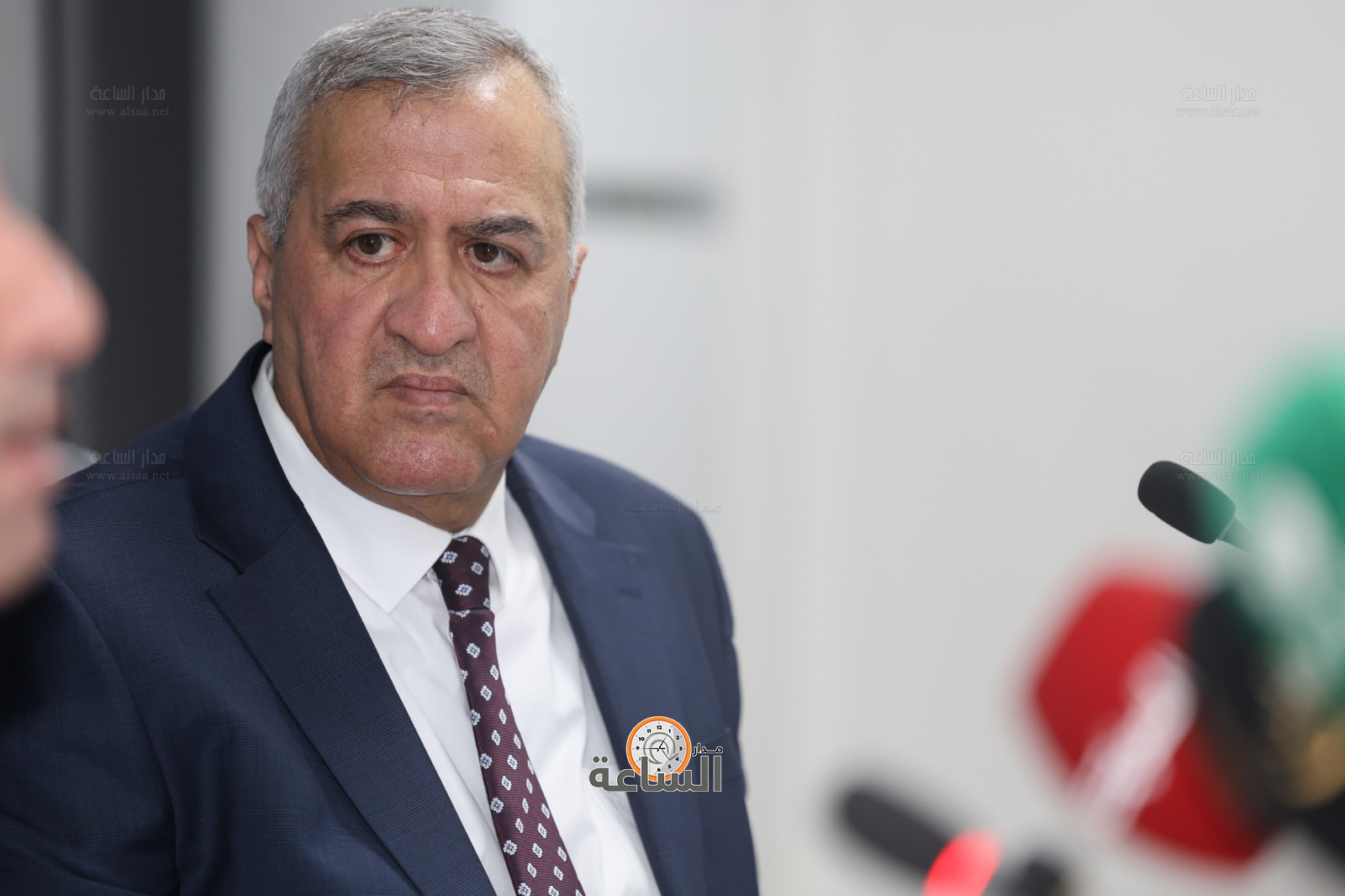 Madar Al-Saa Images 0.4593106601704138