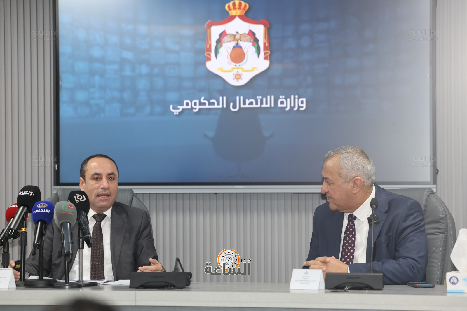 Madar Al-Saa Images 0.9258094583950449