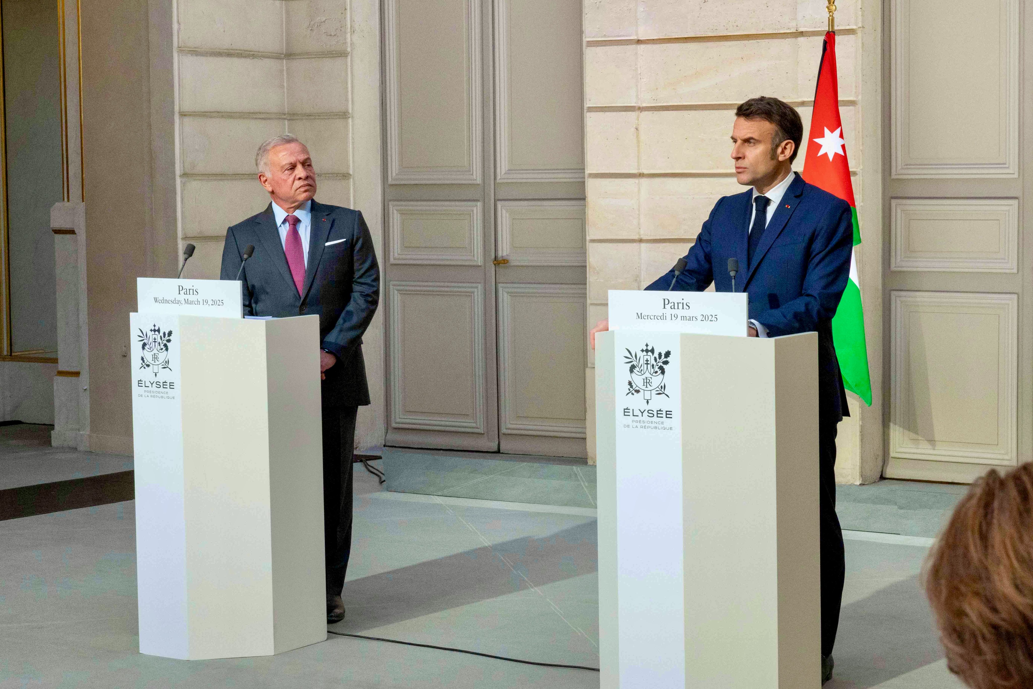 Madar Al-Saa Images 0.5491869844206374